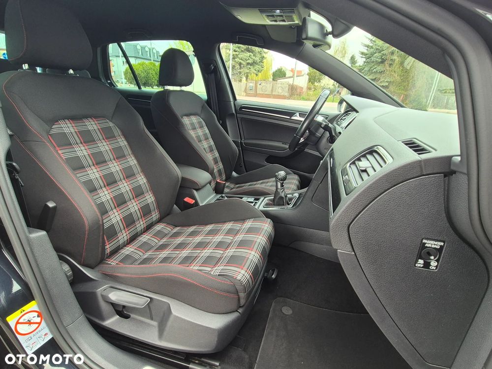 Volkswagen Golf GTI BlueMotion Technology - 34