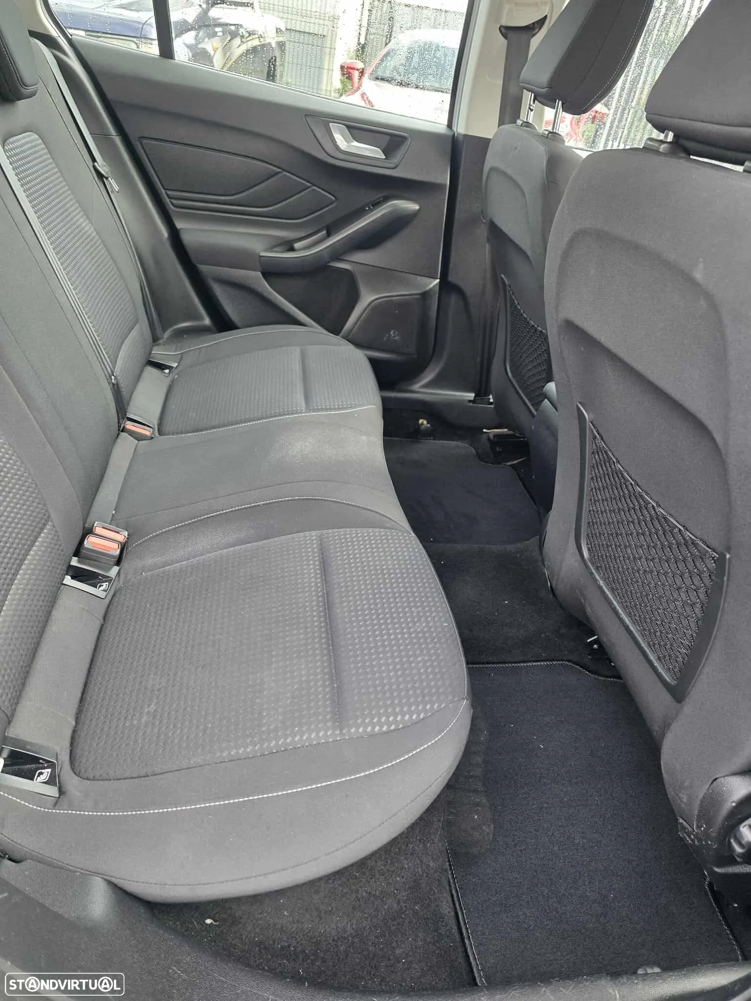 Ford Focus 1.5 EcoBlue S&S COOL&CONNECT - 6