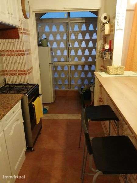 Apartamento T1 +1 - Grande imagem: 4/5