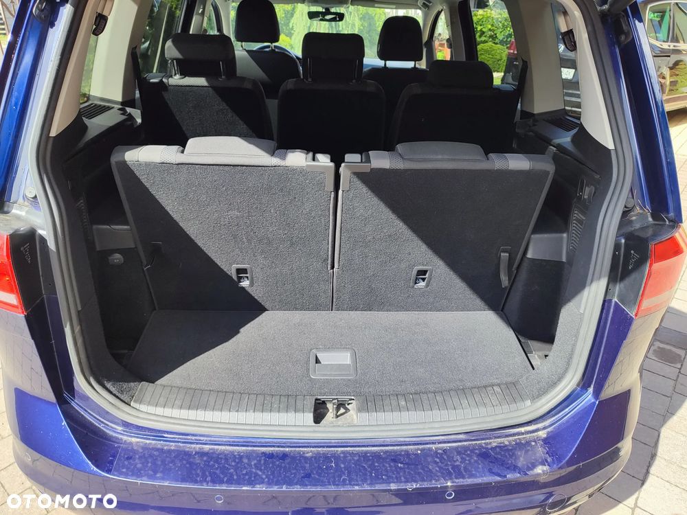 Volkswagen Touran 2.0 TDI SCR (BlueMotion Technology) Comfortline - 12