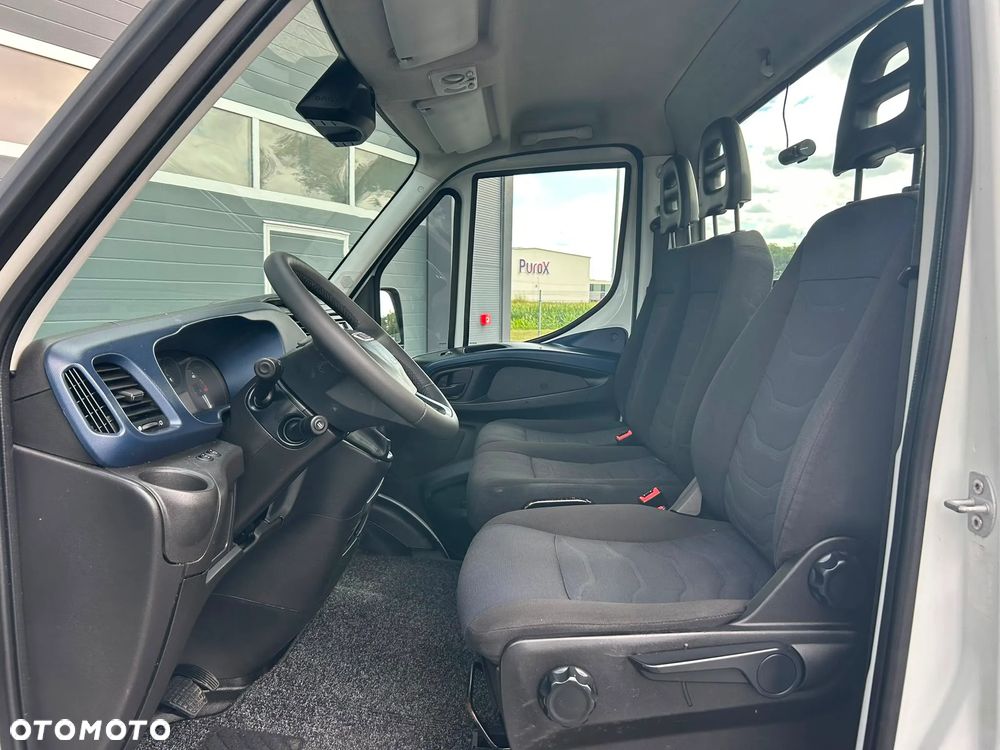 Iveco Daily 40C18 35C18 Hi-Matic 3.0 HPI Skrzynia 4,9m **KLIMA**NA BLIŹNIAKACH**Sprowadzony**2019R** - 10
