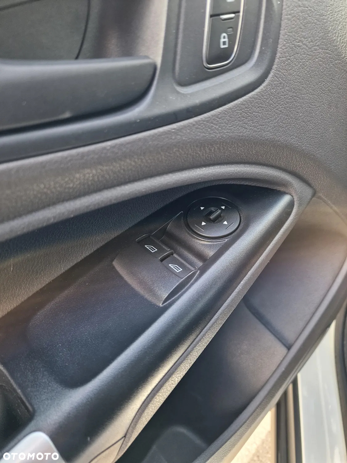 Ford Transit Connect - 9