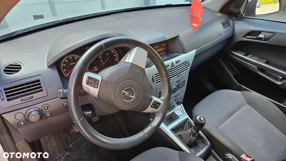 Opel Astra 1.6 Active - 2