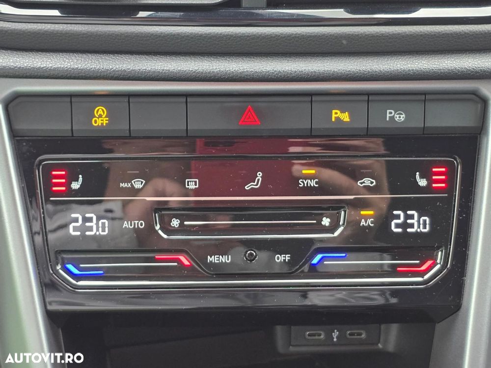 Volkswagen T-ROC - 16