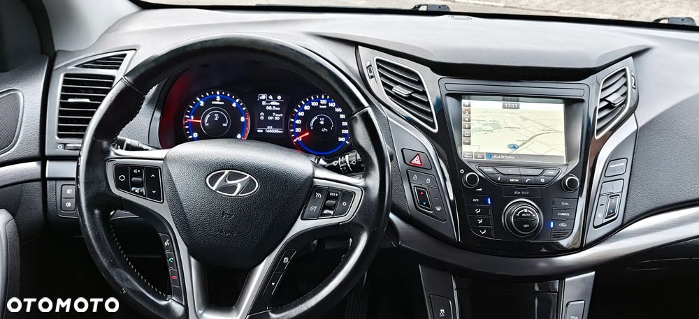 Hyundai i40 Kombi 1.7 CRDi Premium - 39