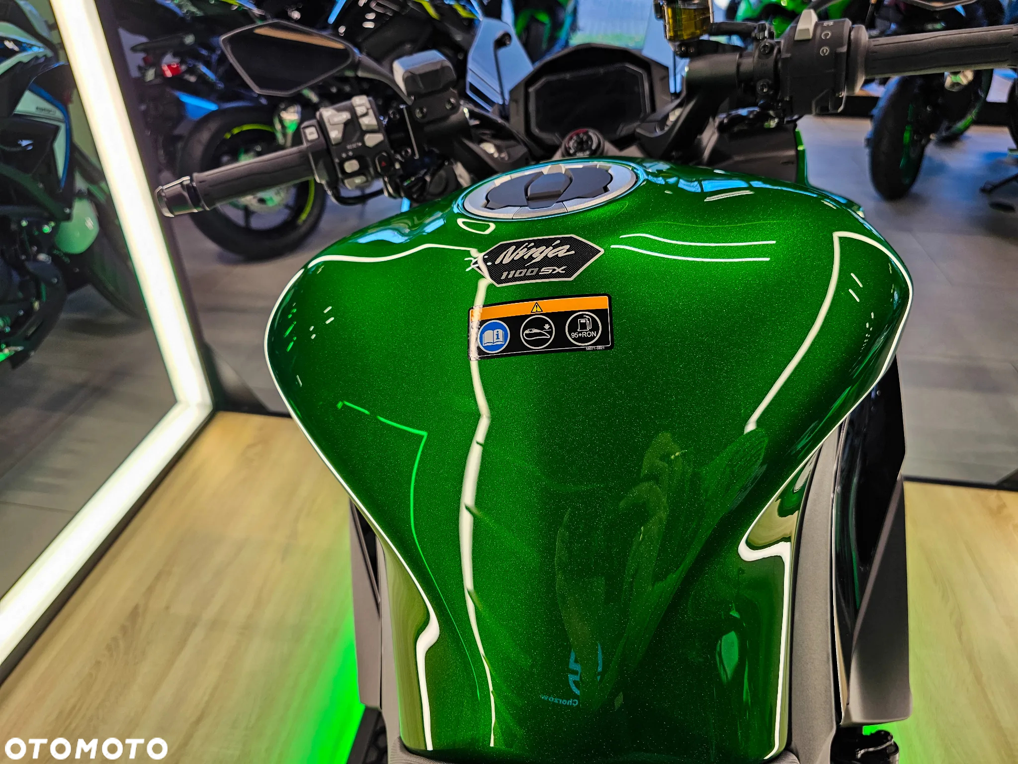 Kawasaki Ninja 1000 SX - 10