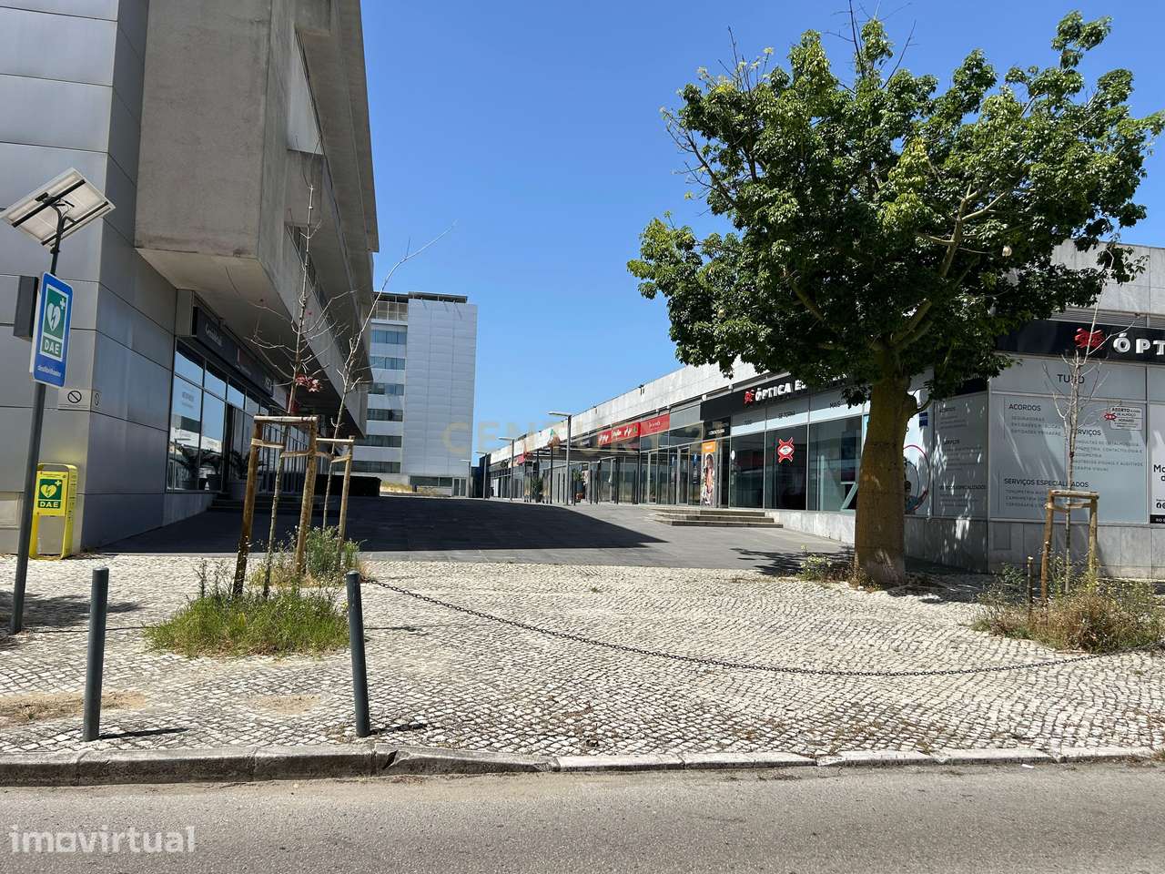 Espaço comercial à venda na zona nobre de Almada - Grande imagem: 3/10
