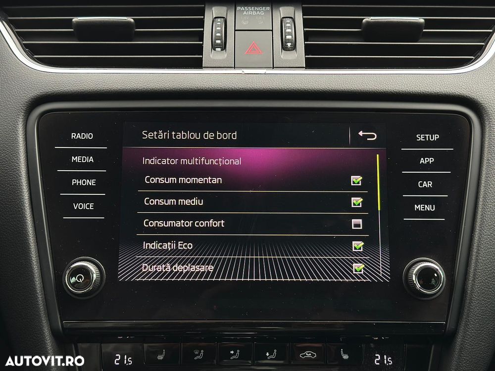Skoda Octavia 2.0 TDI DSG Style - 22