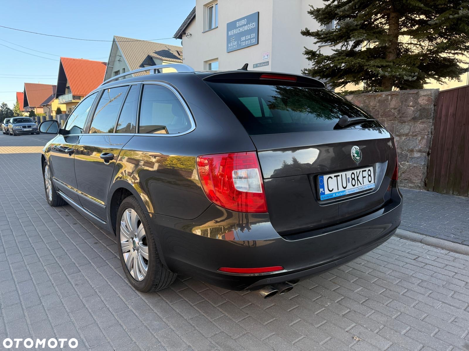Skoda Superb 2.0 TDI DSG Elegance - 6