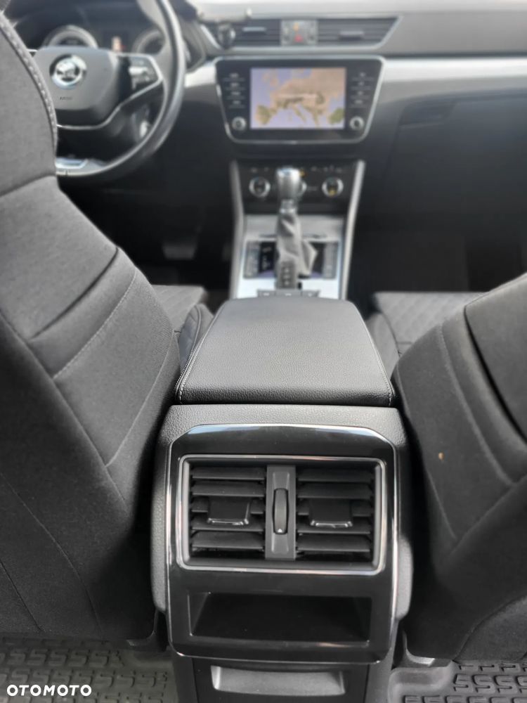 Skoda Superb 2.0 TDI SCR L&K DSG - 14