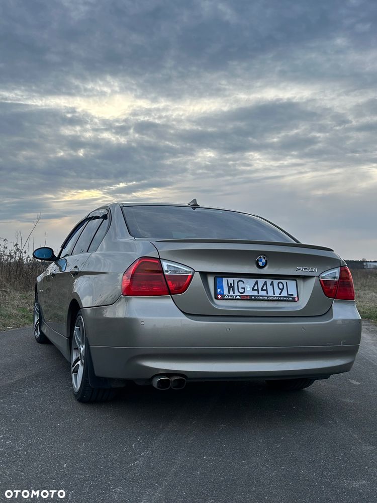BMW Seria 3 320i Edition Sport - 3