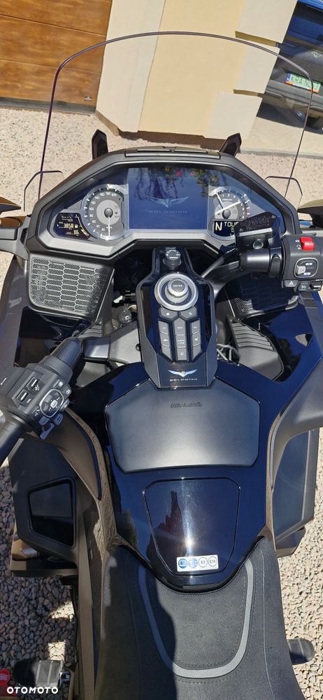 Honda GL - 9