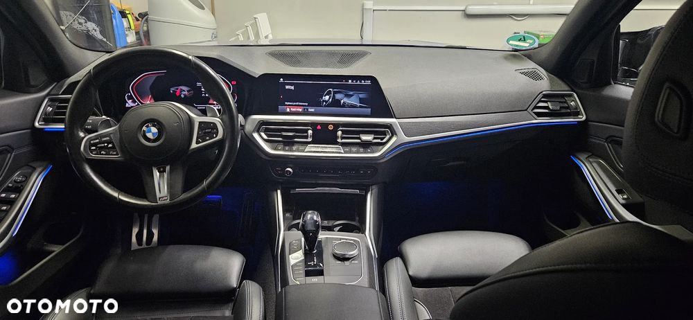 BMW Seria 3 320d Touring xDrive Edition M Sport Shadow - 7