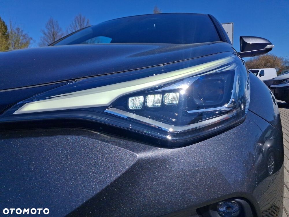 Toyota C-HR 2.0 Hybrid Executive - 25