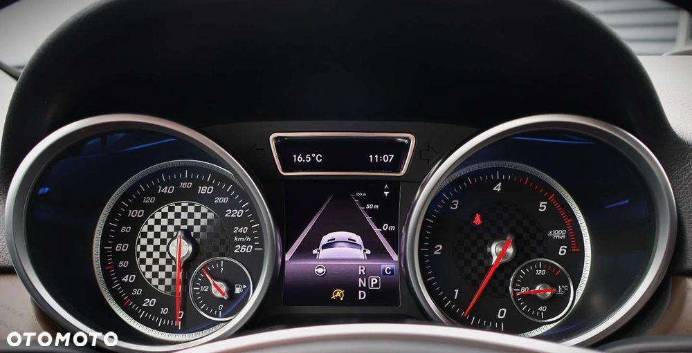 Mercedes-Benz GLE - 30