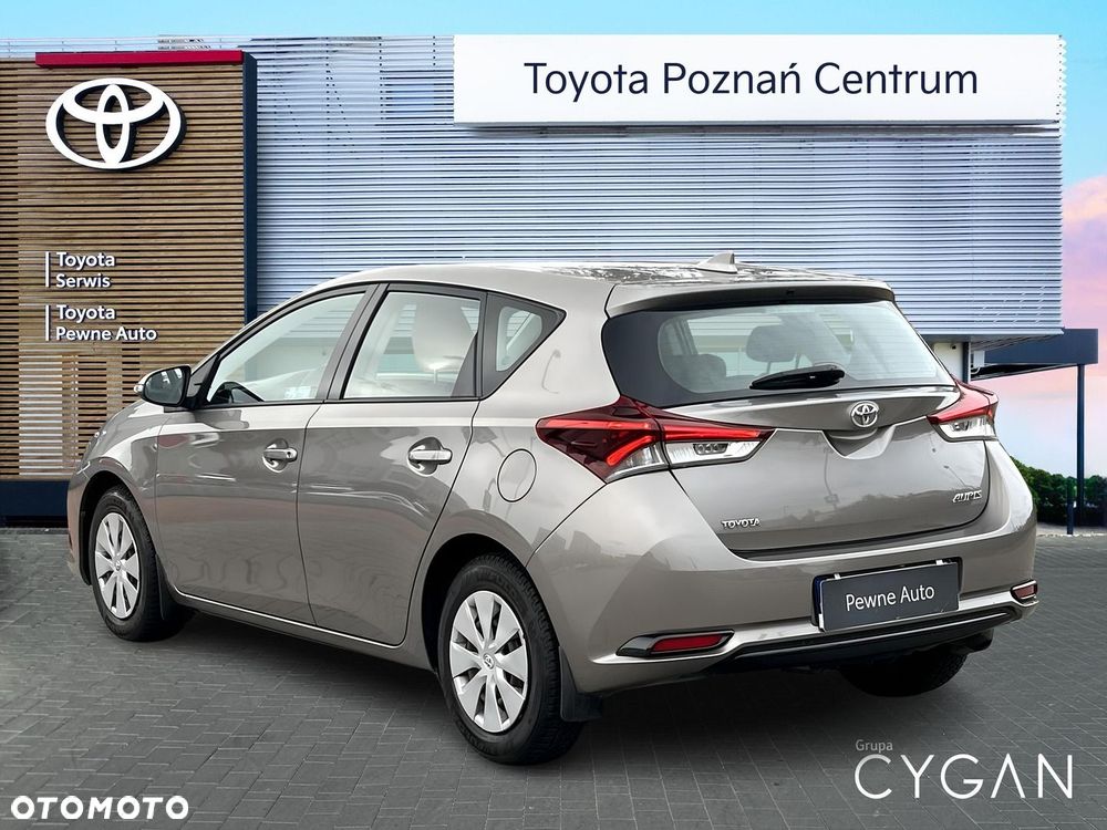 Toyota Auris 1.33 VVT-i Active - 3