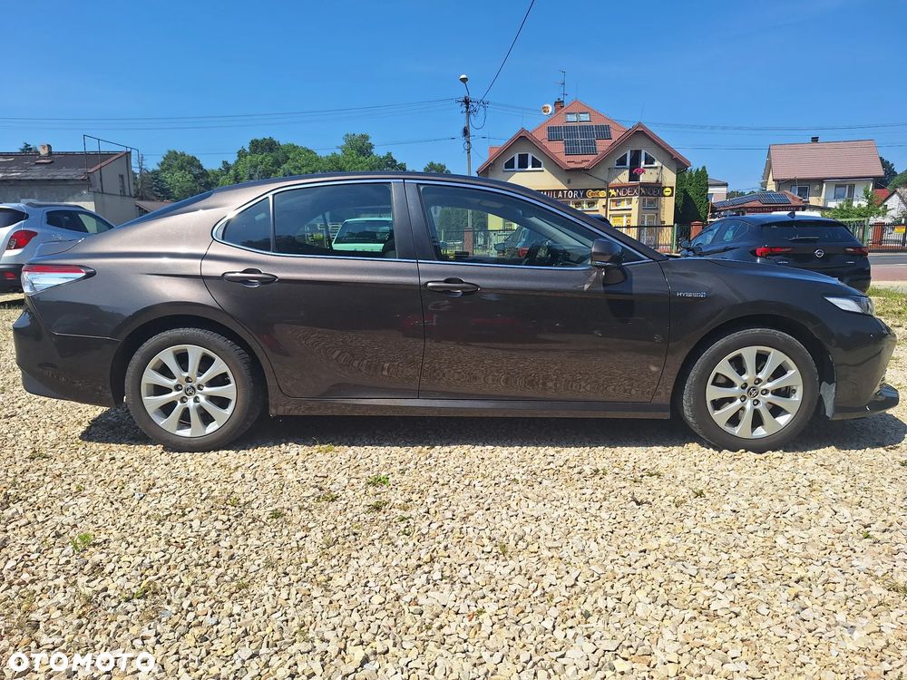 Toyota Camry 2.5 Hybrid Comfort CVT - 13