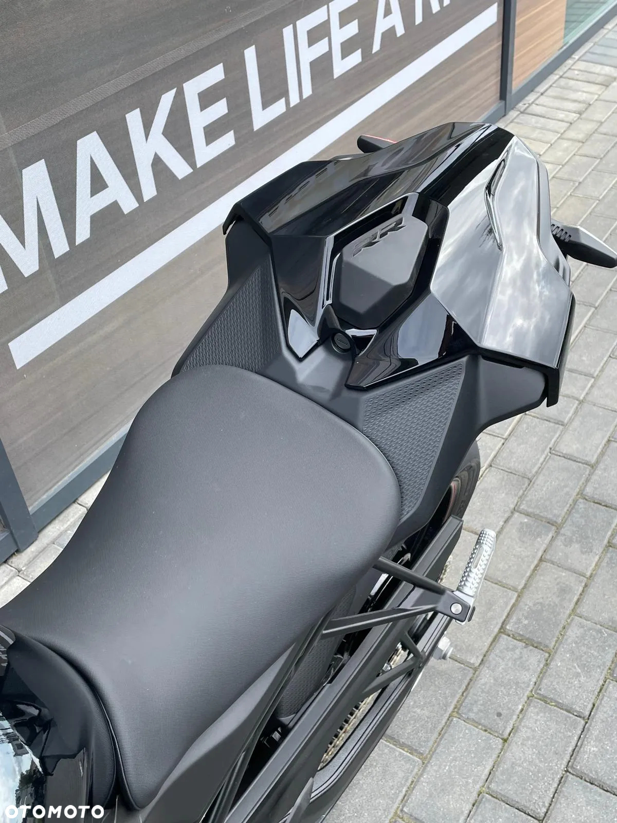 BMW S - 17