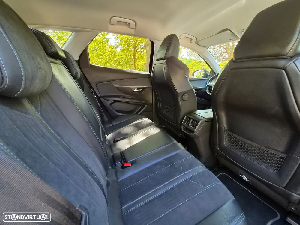 Peugeot 3008 PureTech 130 Stop & Start GPF EAT8 Crossway - 19