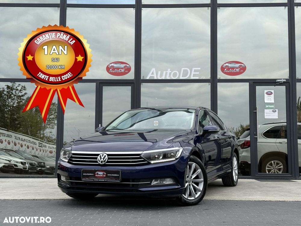 Volkswagen Passat - 1