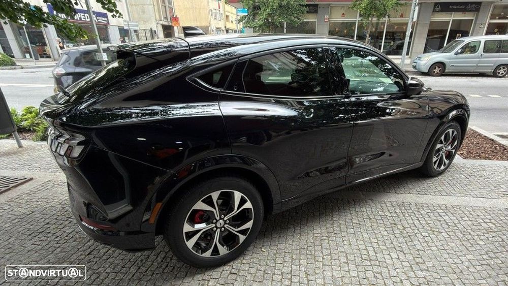 Ford Mustang Mach-E AWD PREMIUM - 5