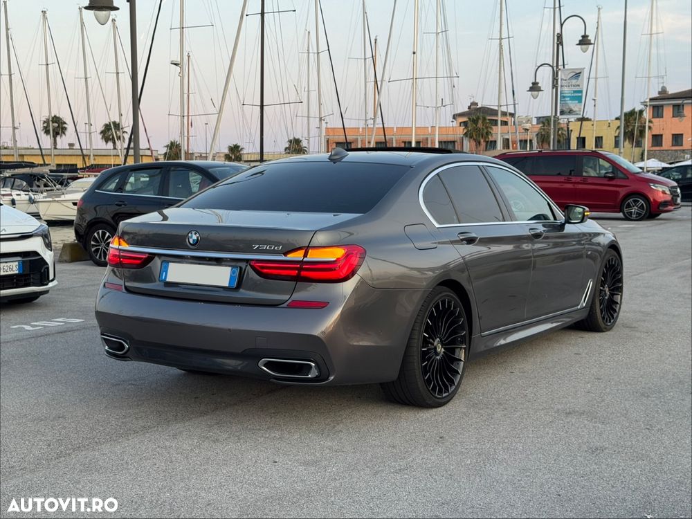 BMW Seria 7 730d - 26