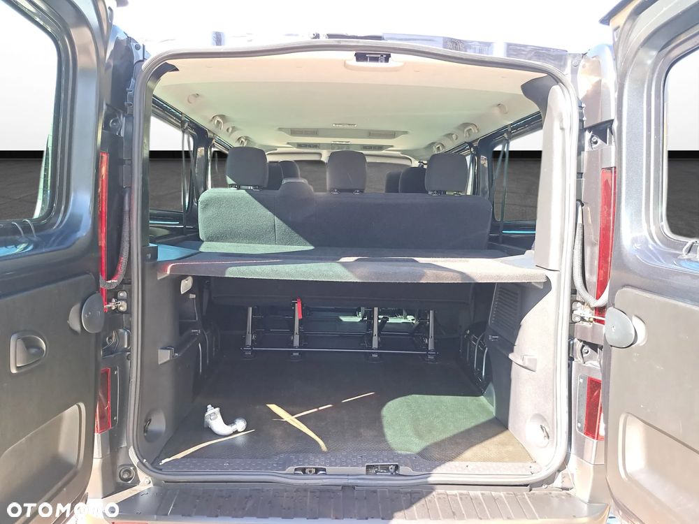Renault Trafic - 29