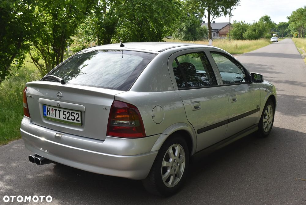 Opel Astra 1.6 Elegance - 9