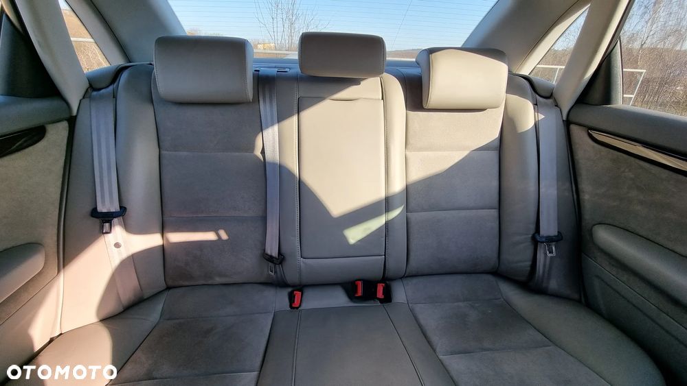 Audi A4 Limousine 2.0 TDI - 7