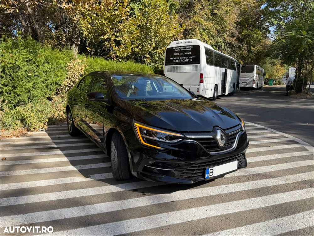 Renault Megane TCe 140 EDC GPF Zen - 13