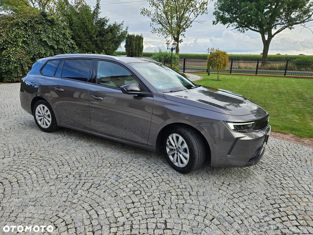 Opel Astra 1.5 D Business Edition - 1