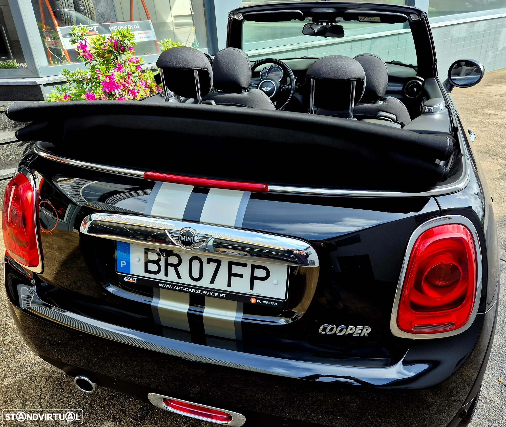 MINI Cabrio Cooper - 14