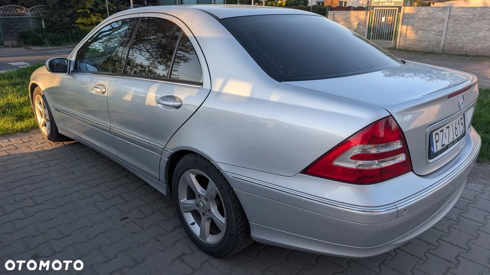 Mercedes-Benz Klasa C 180 Kompressor Avantgarde - 3