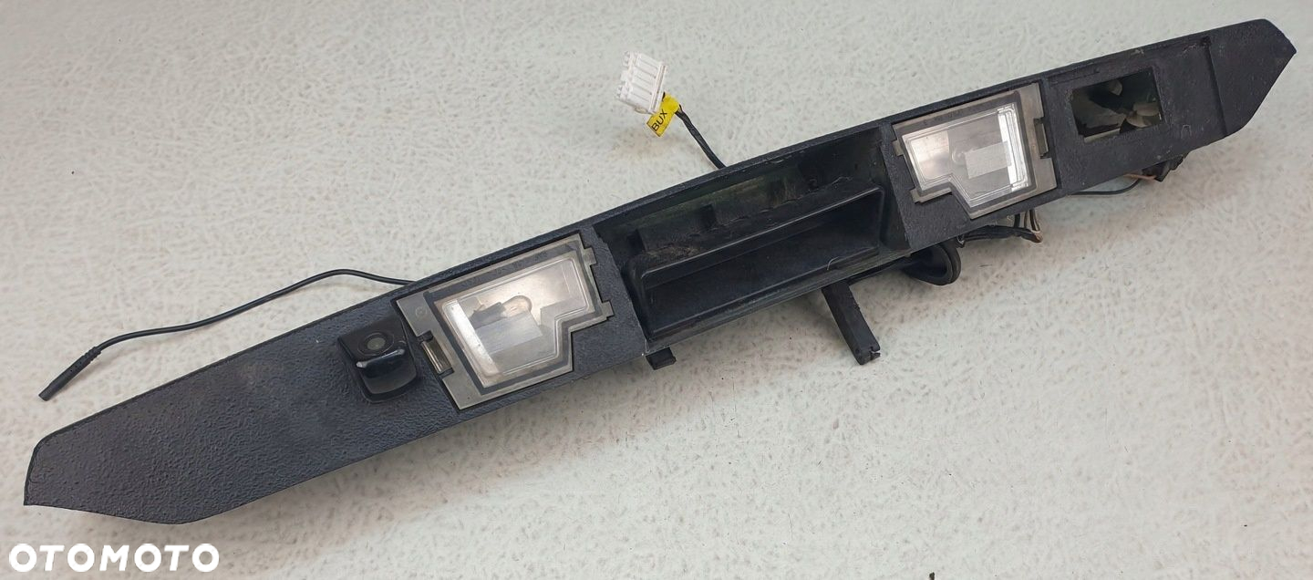 JEEP COMMANDER I 1 LISTWA BLENDA KLAPY TYLNEJ ORYG - 2