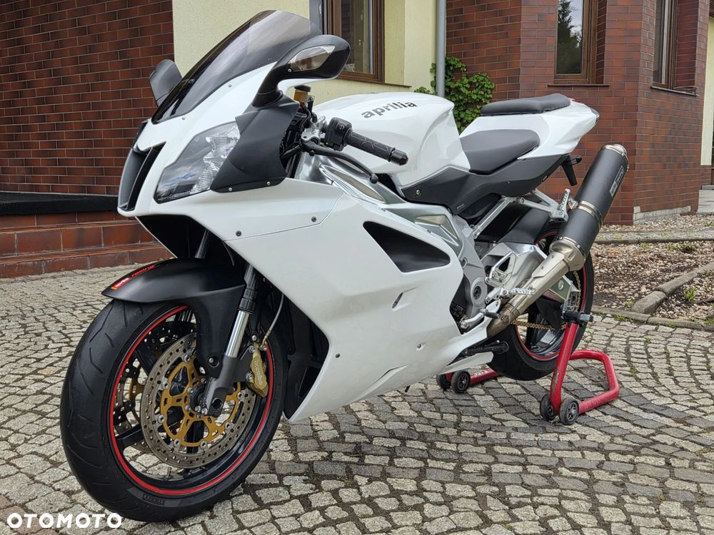 Aprilia RSV - 1