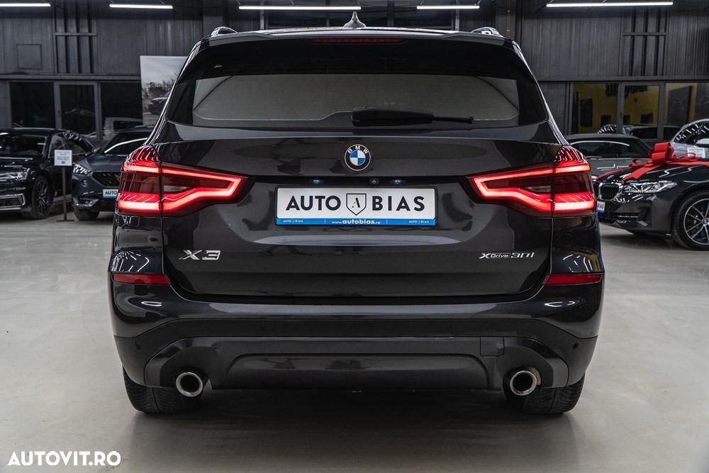 BMW X3 xDrive30i AT Luxury Line - 31