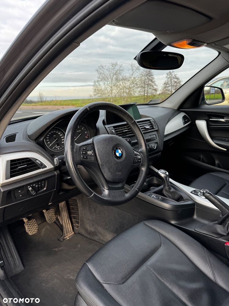 BMW Seria 1 116d EfficientDynamics Edition - 9