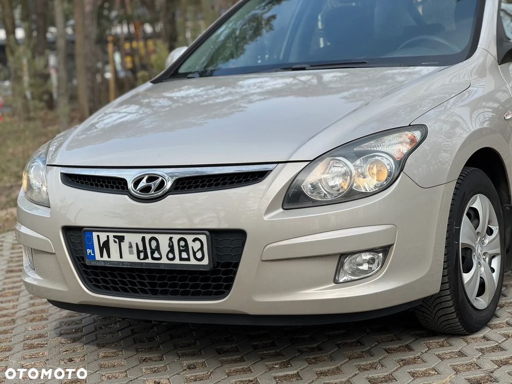 Hyundai i30 1.6 CRDi Premium EU5 - 11
