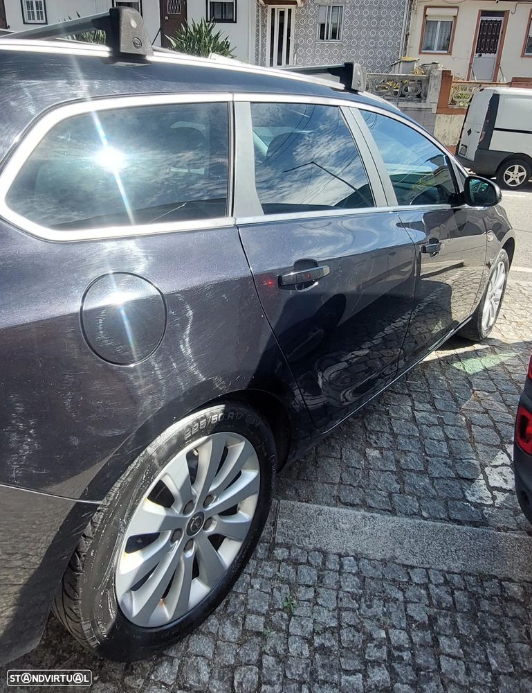 Opel Astra Sports Tourer 1.7 CDTi Cosmo - 13