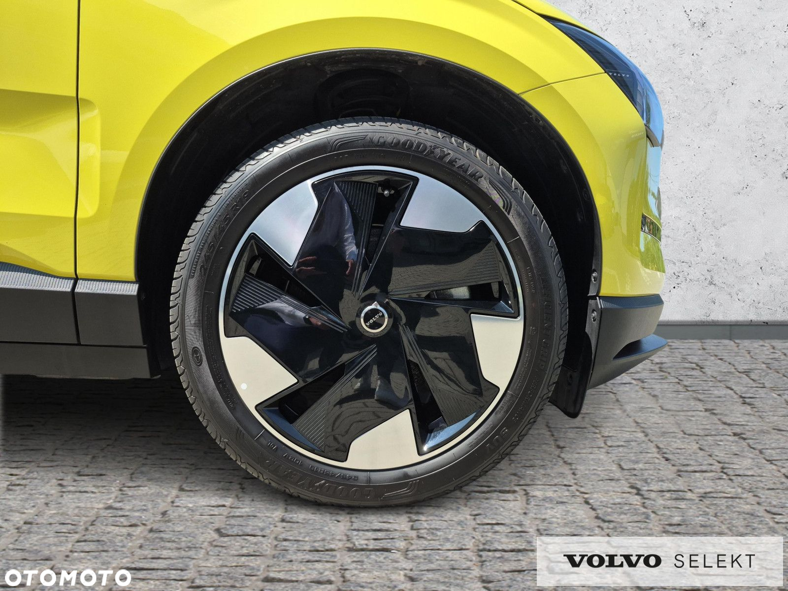 Volvo EX30 - 18