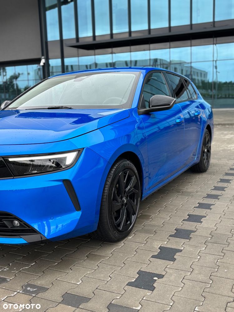 Opel Astra 1.2 T Edition S&S - 4