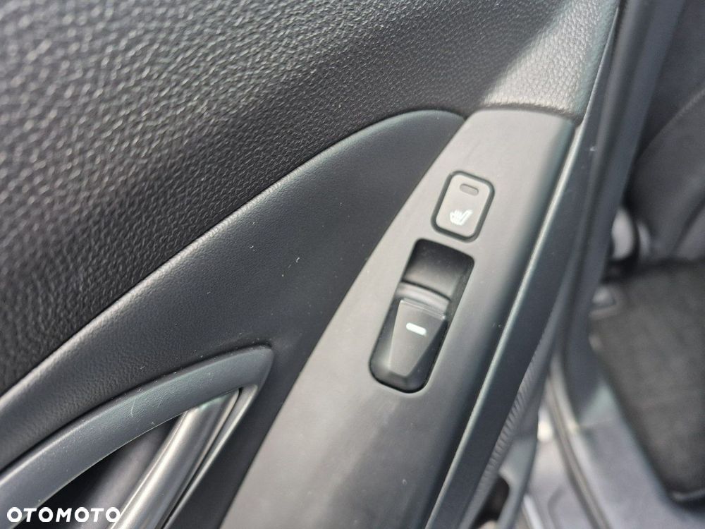Hyundai ix35 - 15