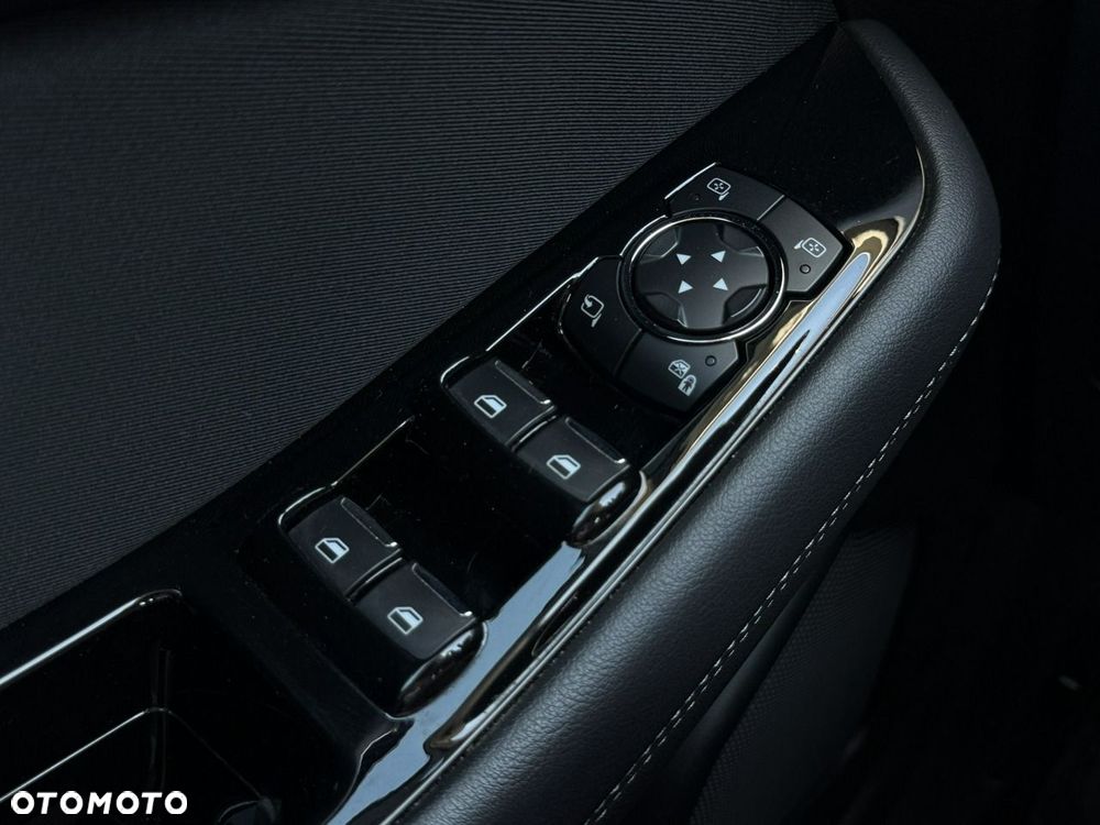 Ford S-Max 2.0 TDCi Titanium PowerShift - 33
