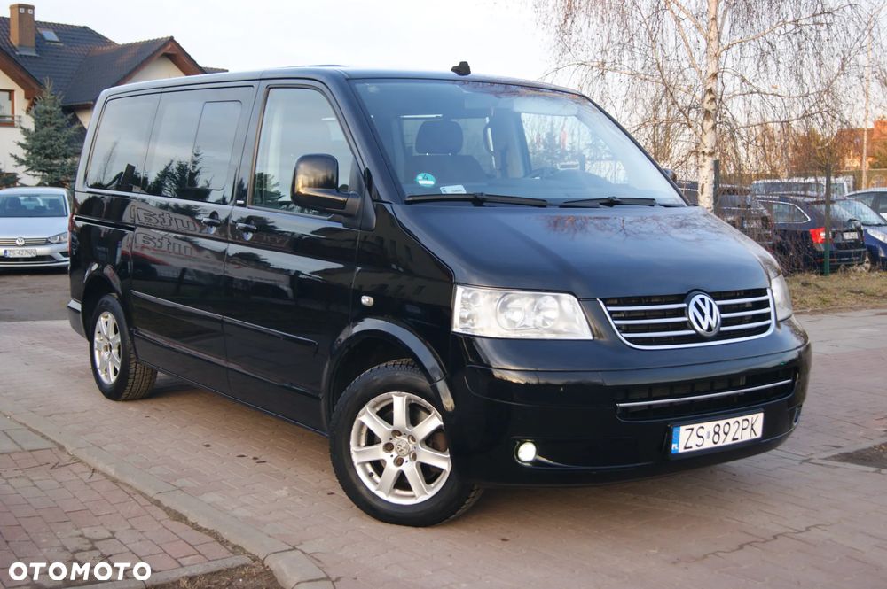 Volkswagen Multivan - 2