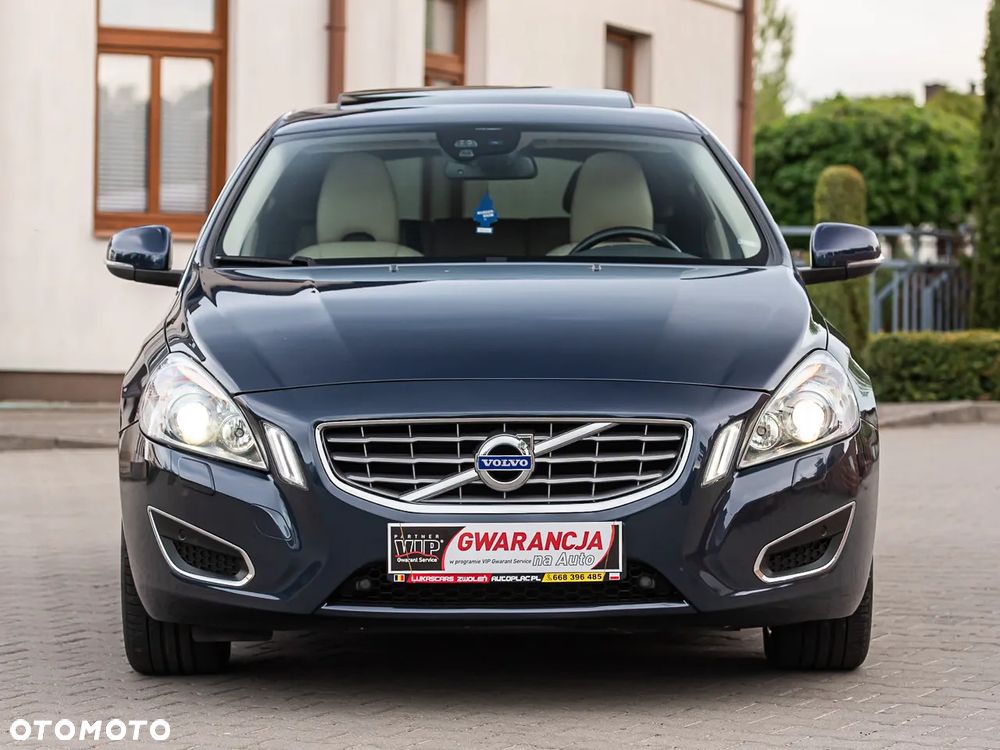 Volvo V60 D3 Summum - 5