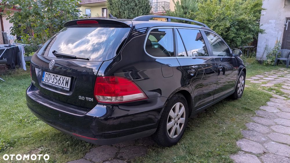 Volkswagen Golf 2.0 TDI Highline - 4