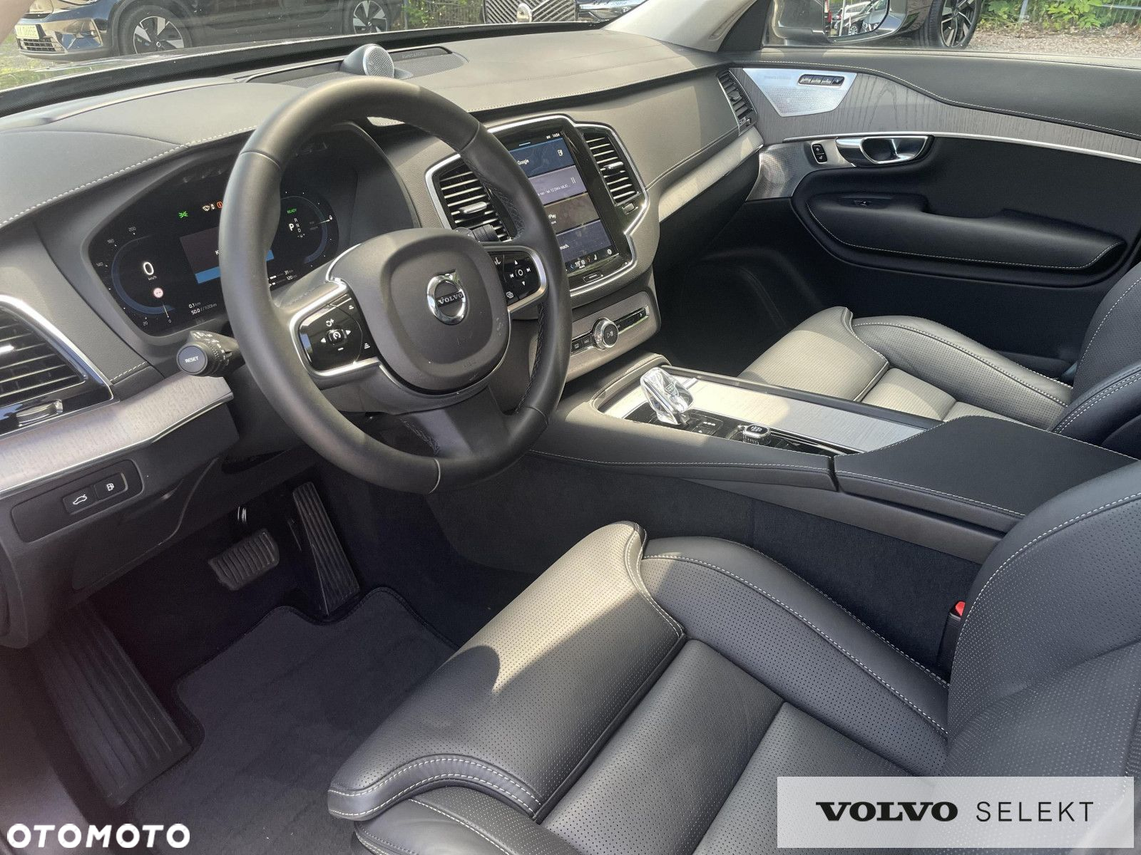 Volvo XC 90 - 21