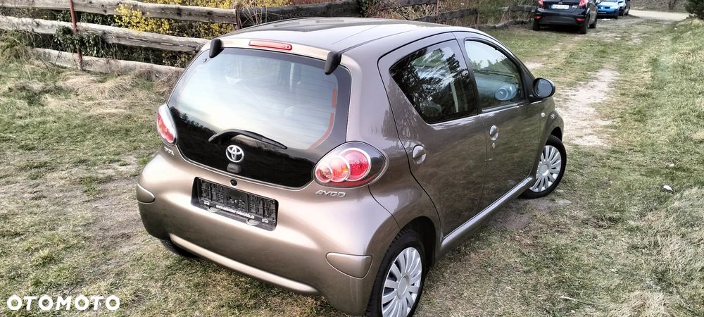 Toyota Aygo x-pose - 23