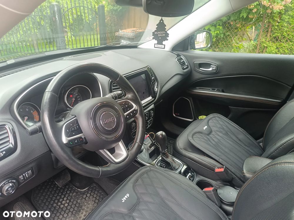 Jeep Compass - 17