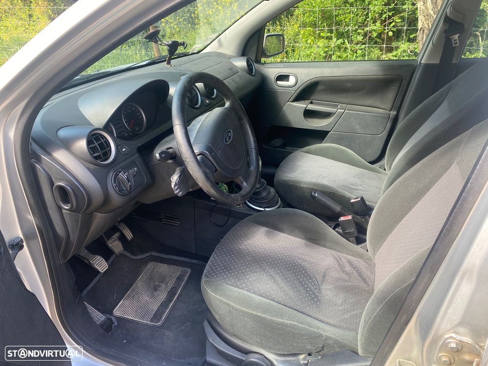 Ford Fiesta 1.25 Ghia - 7
